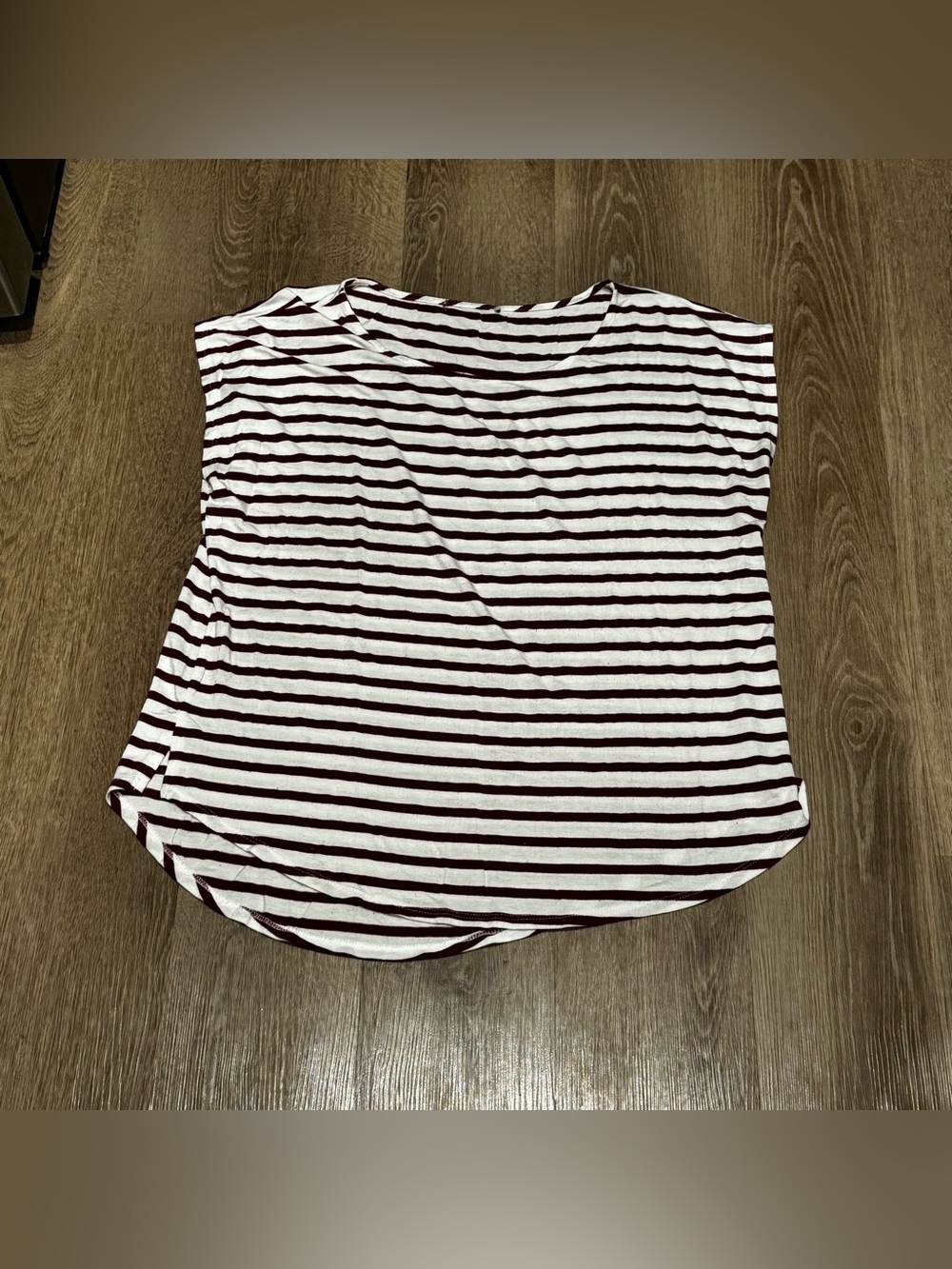 Women’s Stripe Cap-Sleeve Tee in White and Dark Burgundy